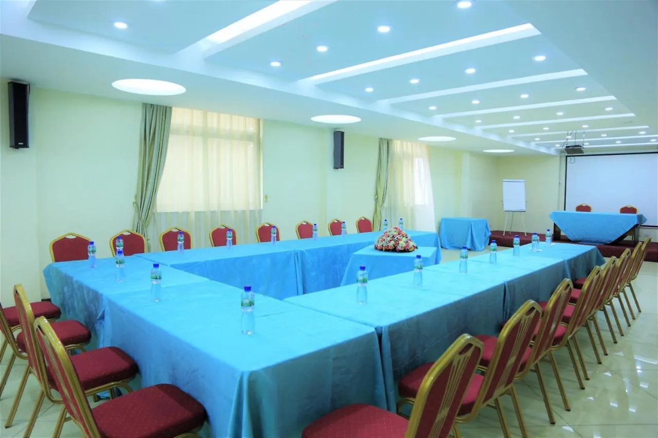 Blue Birds International Hotel Adís Abeba 3*,