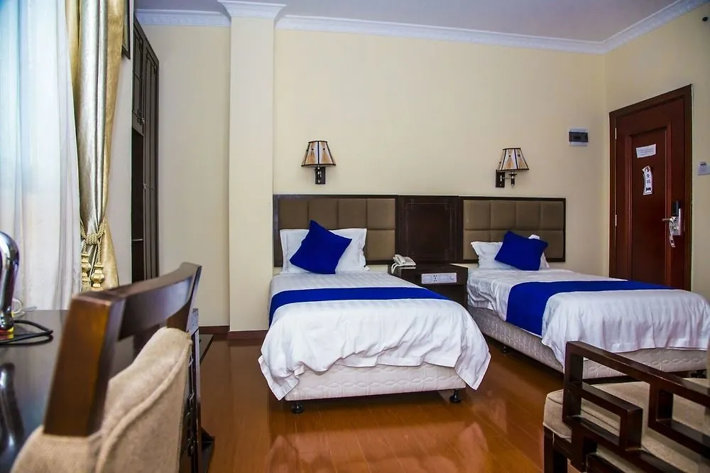 Blue Birds International Hotel Adís Abeba 3*,